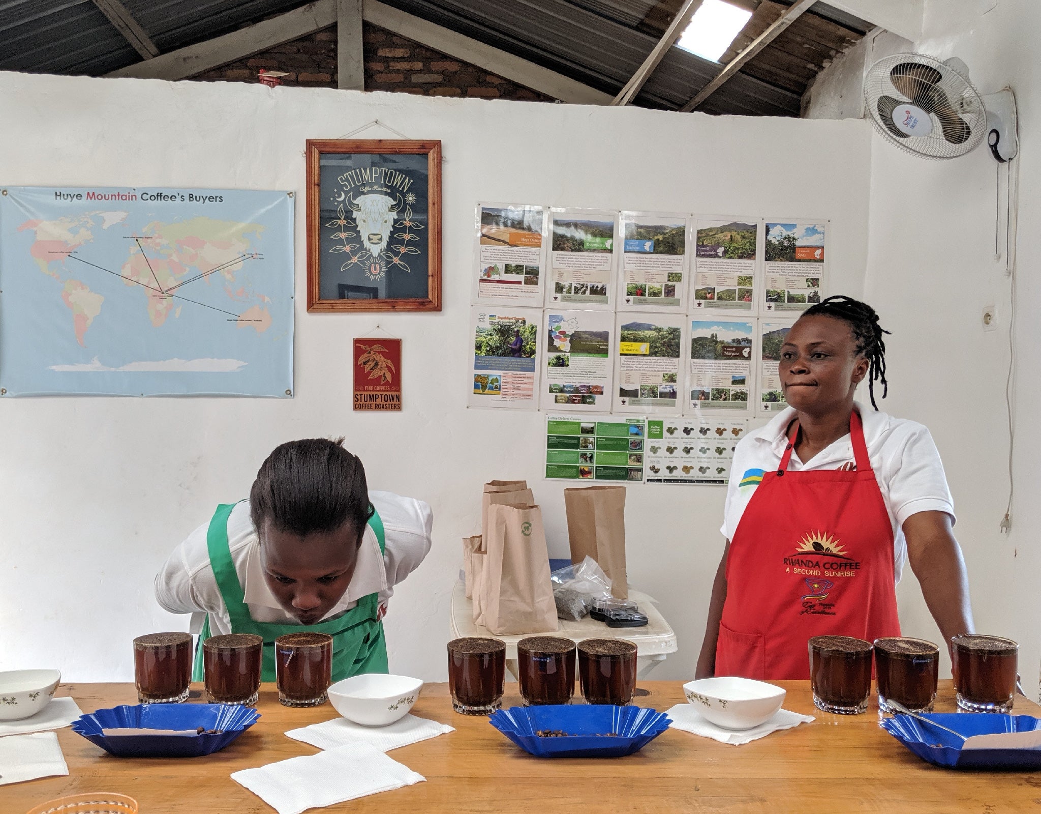 Tout - Producers: David Rubanzangabo - Slider 2